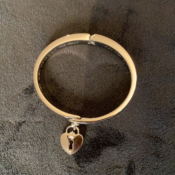 Brighton , my flat in London hinged bangle , NWOT - Picture 2 of 8